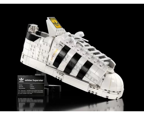 LEGO Exclusive 10282 Кроссовок adidas Originals Superstar