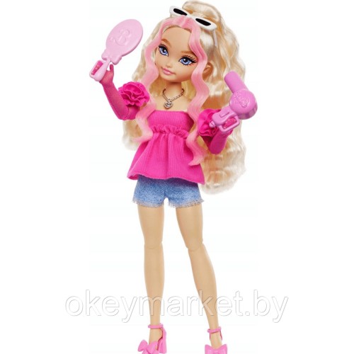Кукла Mattel Barbie Dream Besties Малибу + 8 аксессуаров HYC21