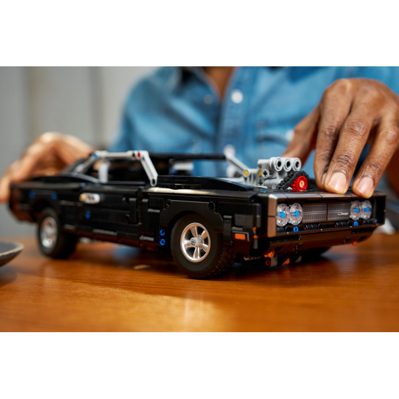 42231 LEGO Technic Форсаж: Dodge Charger R/T