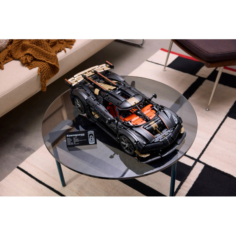42232 LEGO Technic Koenigsegg Sadair's Spear Megacar