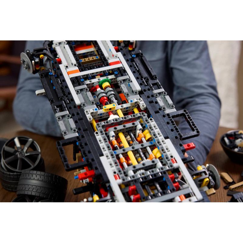 42232 LEGO Technic Koenigsegg Sadair's Spear Megacar