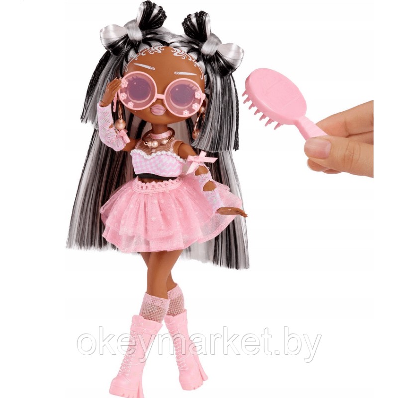 Кукла LOL Surprise OMG Makeover Sunshine Switches 589440