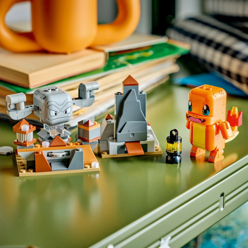 72157 LEGO Pokemon Smart Play Схватка в пещере Чармандер и Геодуд