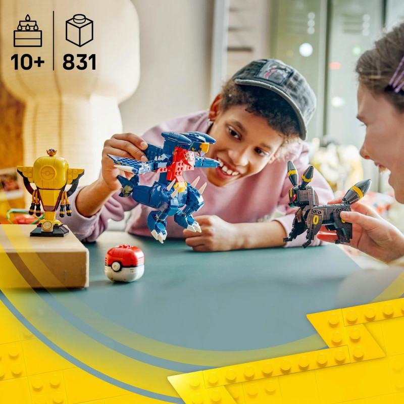 72165 LEGO Pokemon Smart Play Битва за чемпионский титул между Умбреоном и Гарчомпом