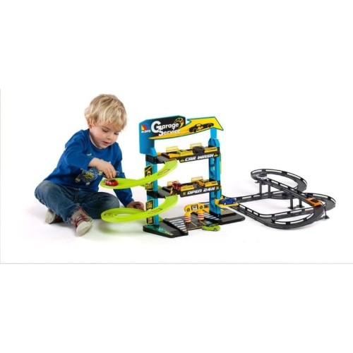 Molto, 3-этажная парковка с дорожкой