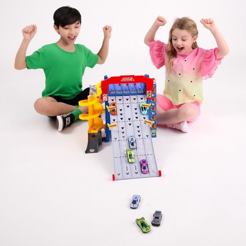 Smiki, многоуровневая парковка с горкой и транспортными средствами