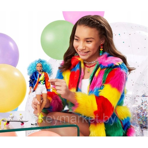 Кукла Barbie Экстра со скейтбордом GRN30