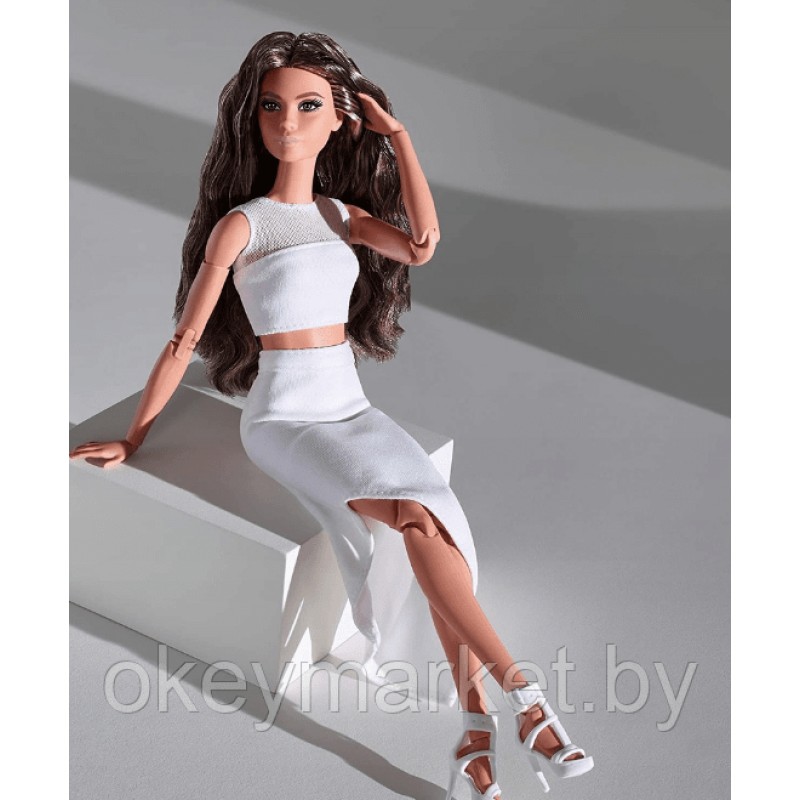 Кукла Mattel Barbie Looks Брюнетка GTD89