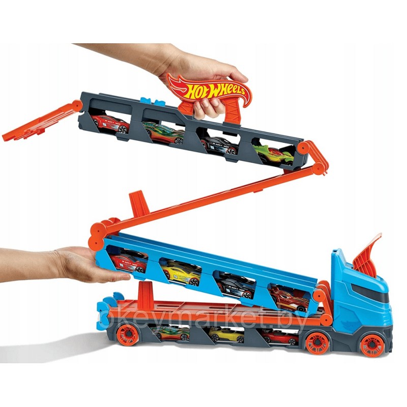 Набор игровой Hot Wheels Грузовик-автотрек Скоростная автотрасса с хранилищем для машинок GVG37