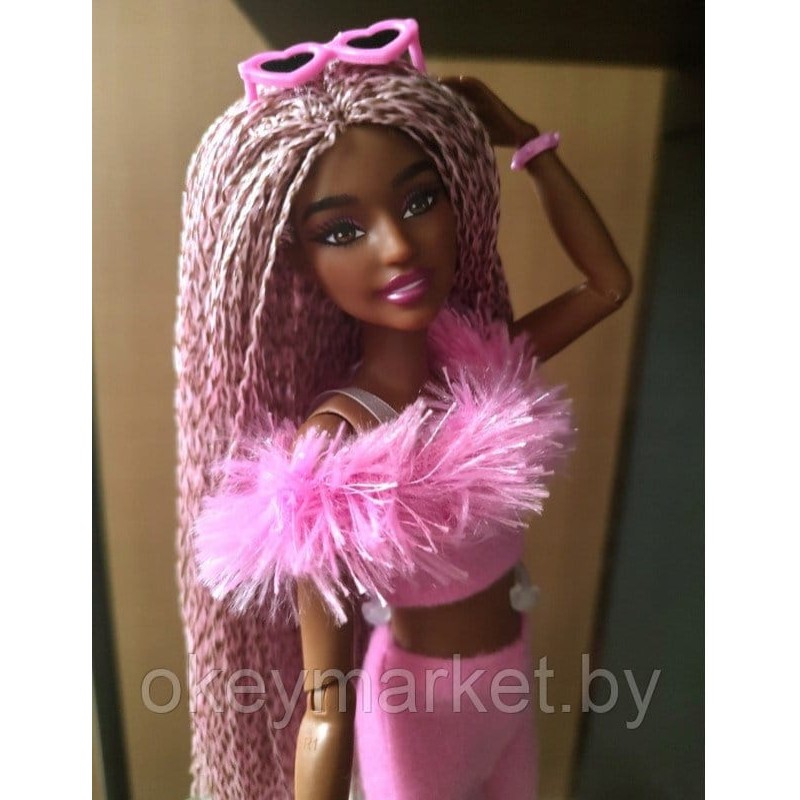 Кукла Mattel Barbie Deluxe Style HYV28