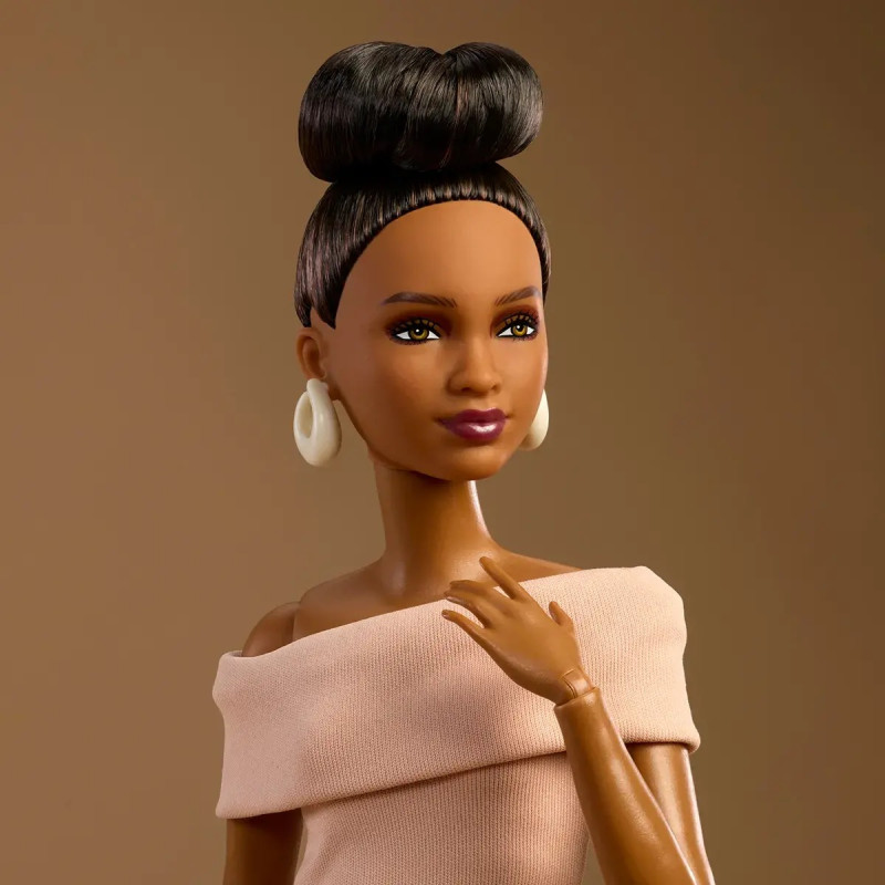 Кукла Mattel Barbie JJX27Signature Barbie Basic Model 08, коллекционная