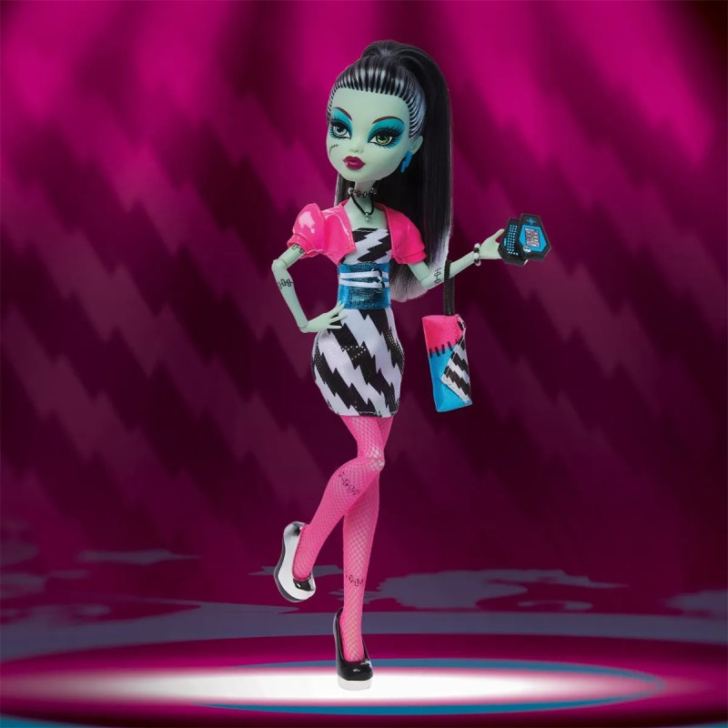 Кукла Monster High Dawn of Dance Фрэнки Штейн JKM46