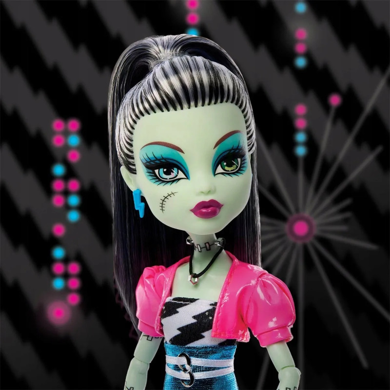 Кукла Monster High Dawn of Dance Фрэнки Штейн JKM46