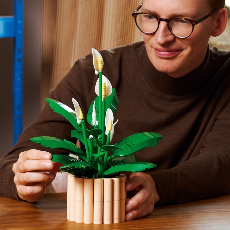 11504 LEGO Botanicals Мирная лилия