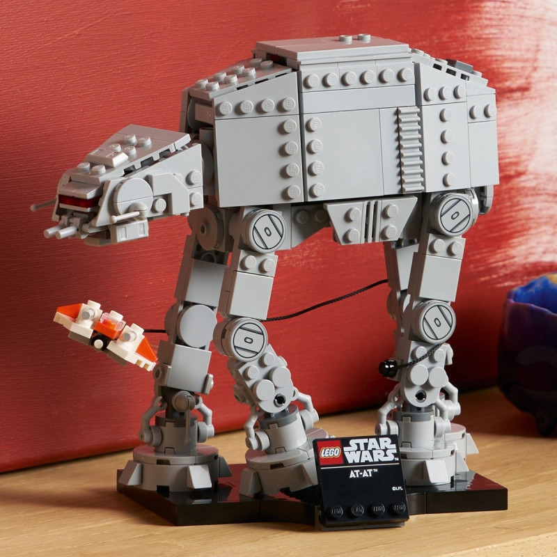 LEGO Star Wars 75440 AT-AT среднего размера