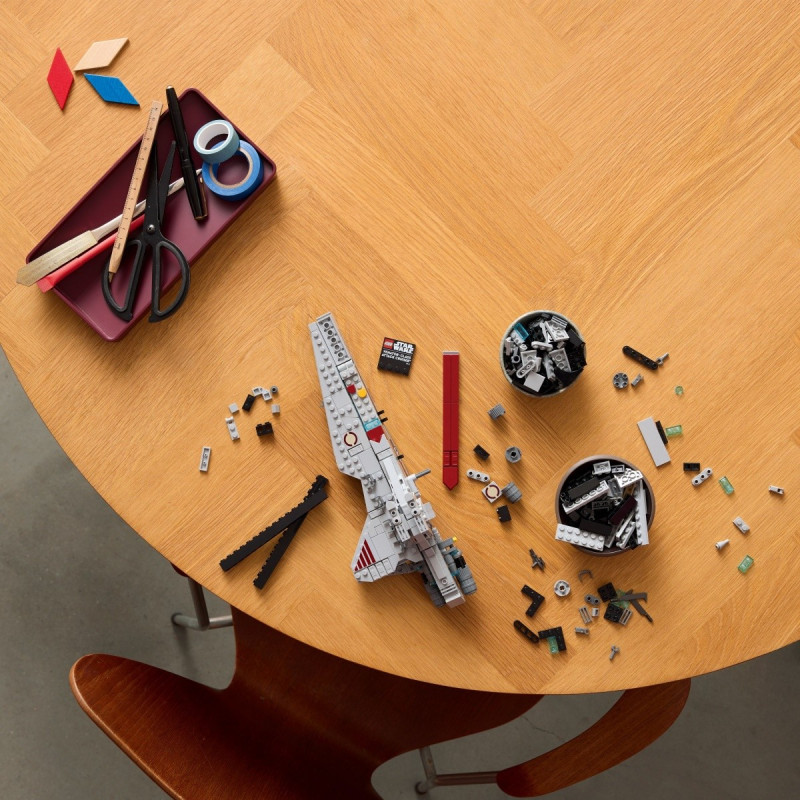 LEGO Star Wars 75441 Атакующий крейсер Венатор