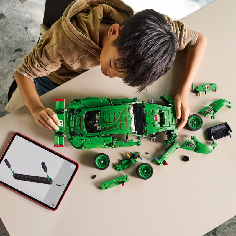 LEGO Technic 42224 Гоночный автомобиль Porsche 911 GT3 R AO