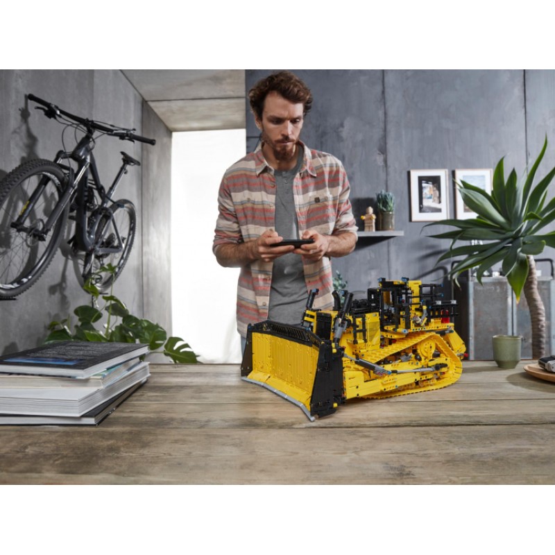 42131 Lego Technic Бульдозер Cat D11 на пульте управления