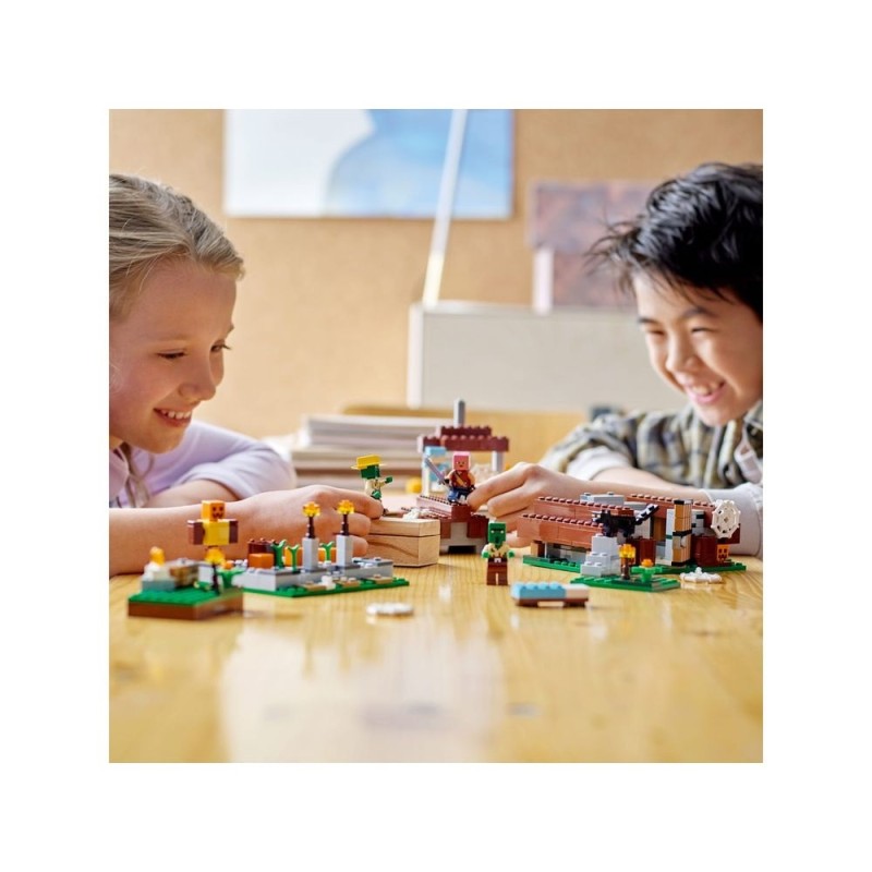 Конструктор LEGO Minecraft 21190 Заброшенная деревня