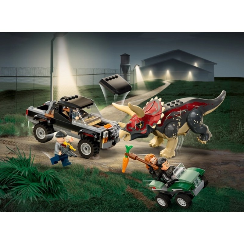 76950 Lego Jurassic World Нападение трицератопса на пикап