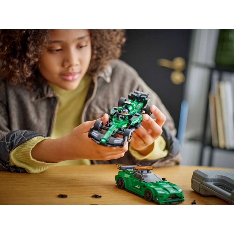 76925 LEGO Speed Champions Aston Martin Safety Car и AMR23