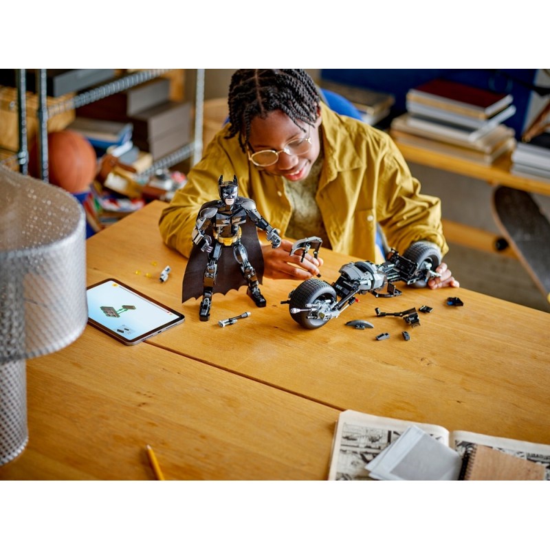 76273 LEGO Super Heroes Фигурка Бэтмена и бэтцикл